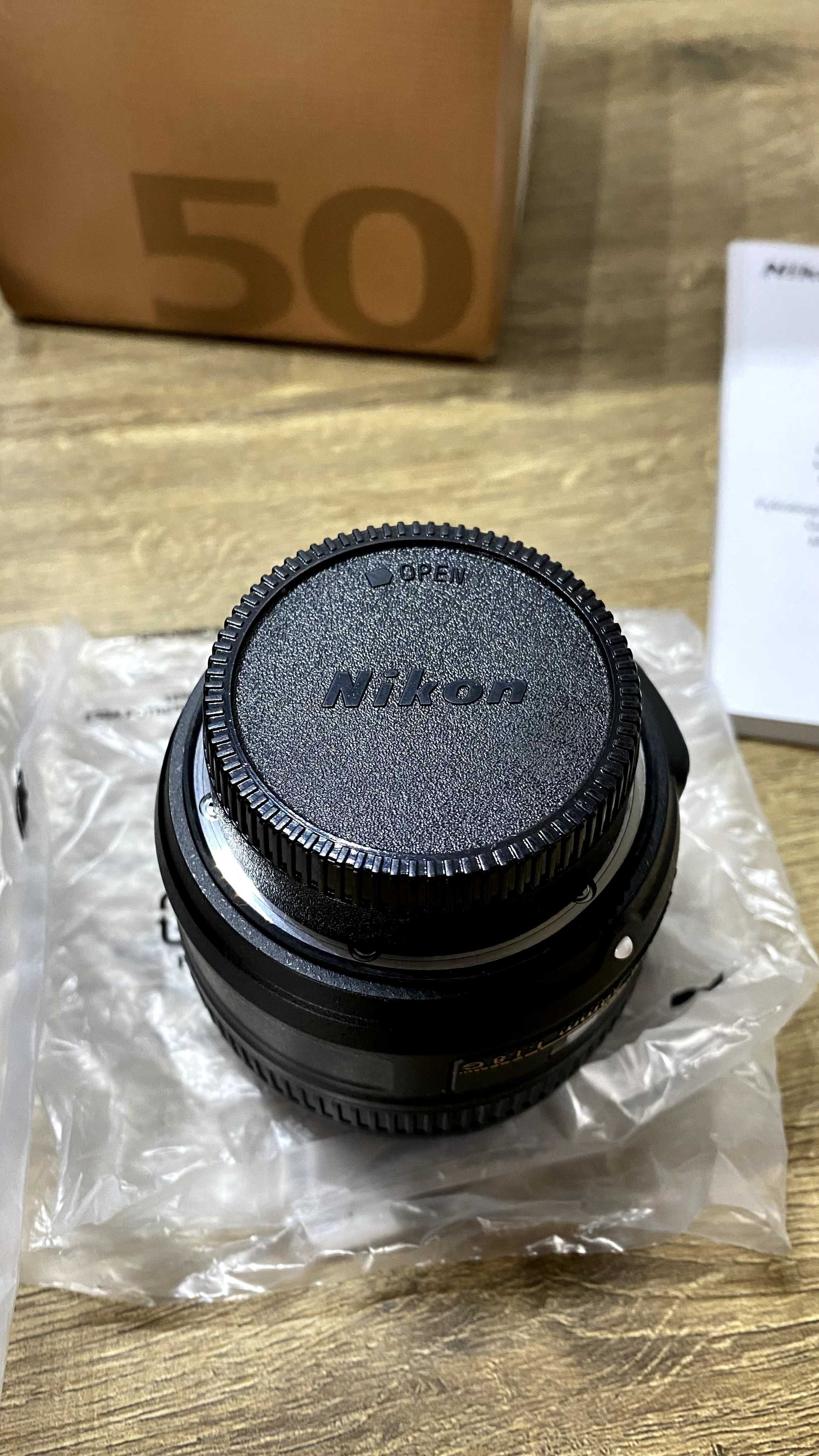 Nikon Nikkor AF-S 50mm f/1.8G.