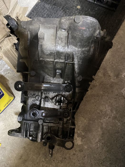 Коробка передач Мерседес w124 2.2