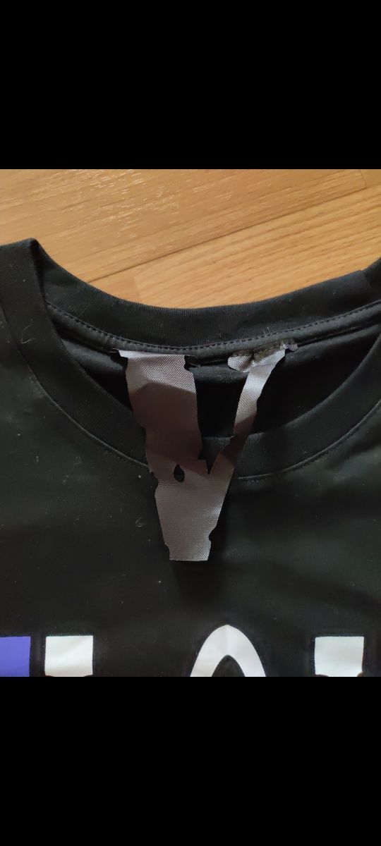 Бавовняна футболка vlone