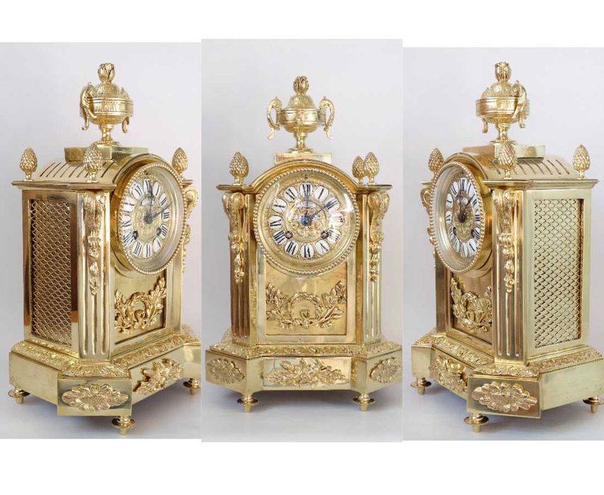 Камінний бронзовий в позолоті годинник XIX століття в стилі Луї XVI