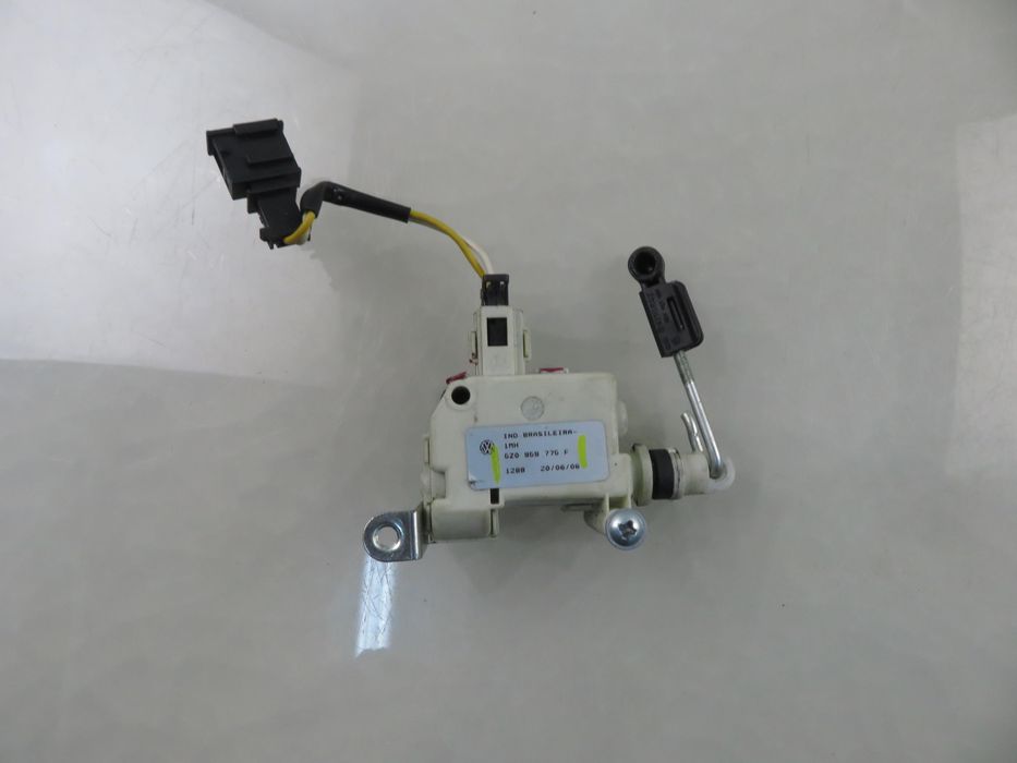 Siłownik Klapy Vw Fox