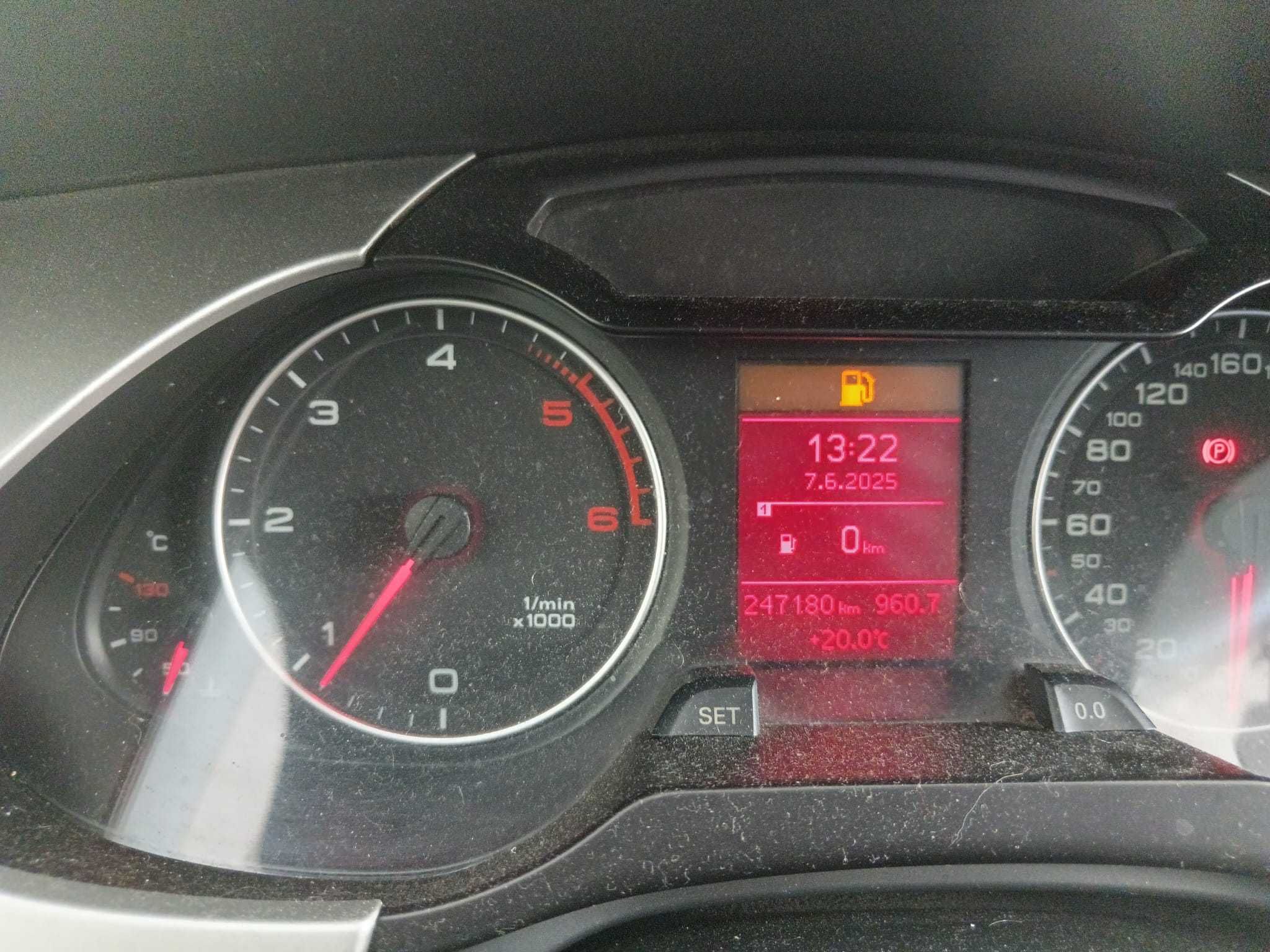 AUDI A4 2.0 Exclusive