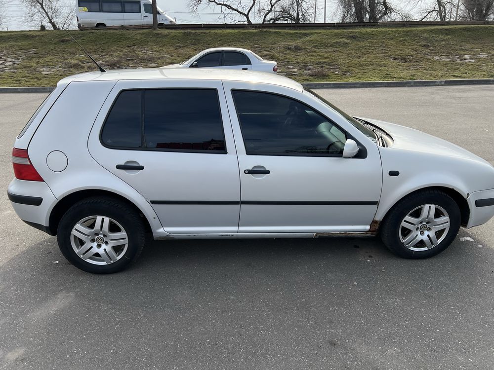 Продам Гольф-4 дизель 1.9 golf  гольф фольцваген volkwagen