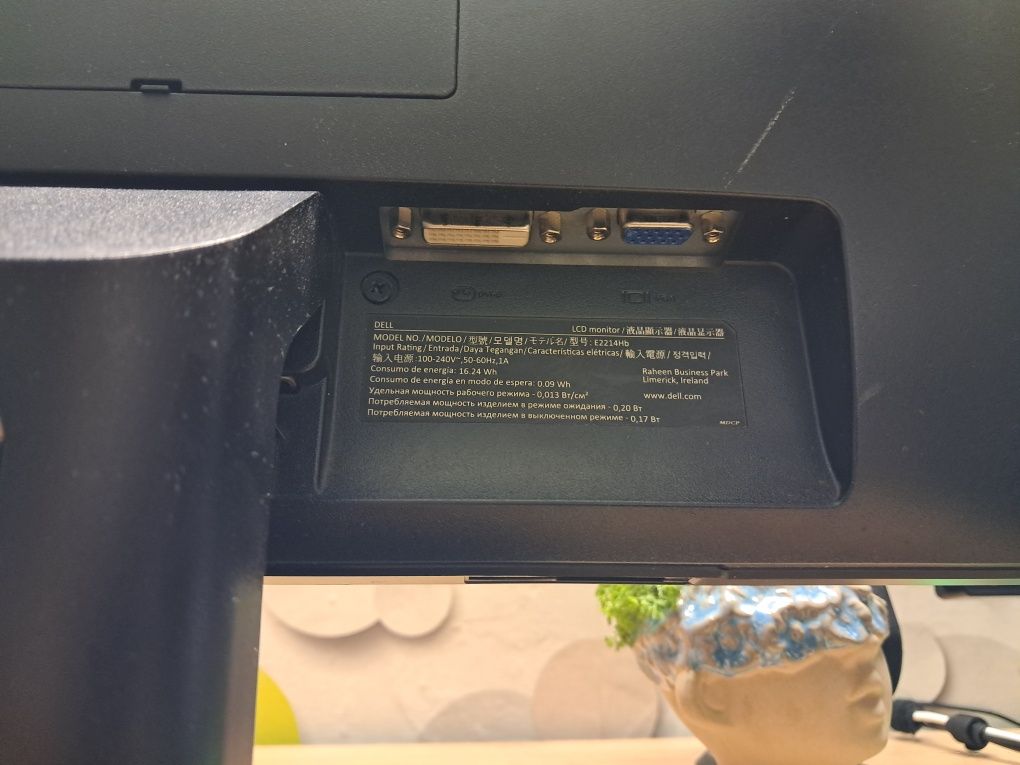 Monitor komputerowy DELL 22 cale LED