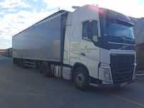 Volvo FH  Zestaw Volvo+ruchoma podłoga
