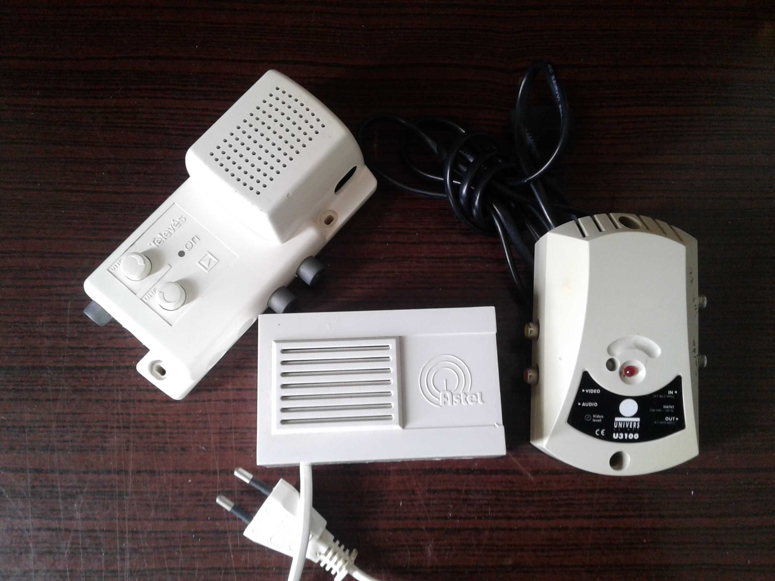 Amplificador de sinal de TV Televés, como NOVO!