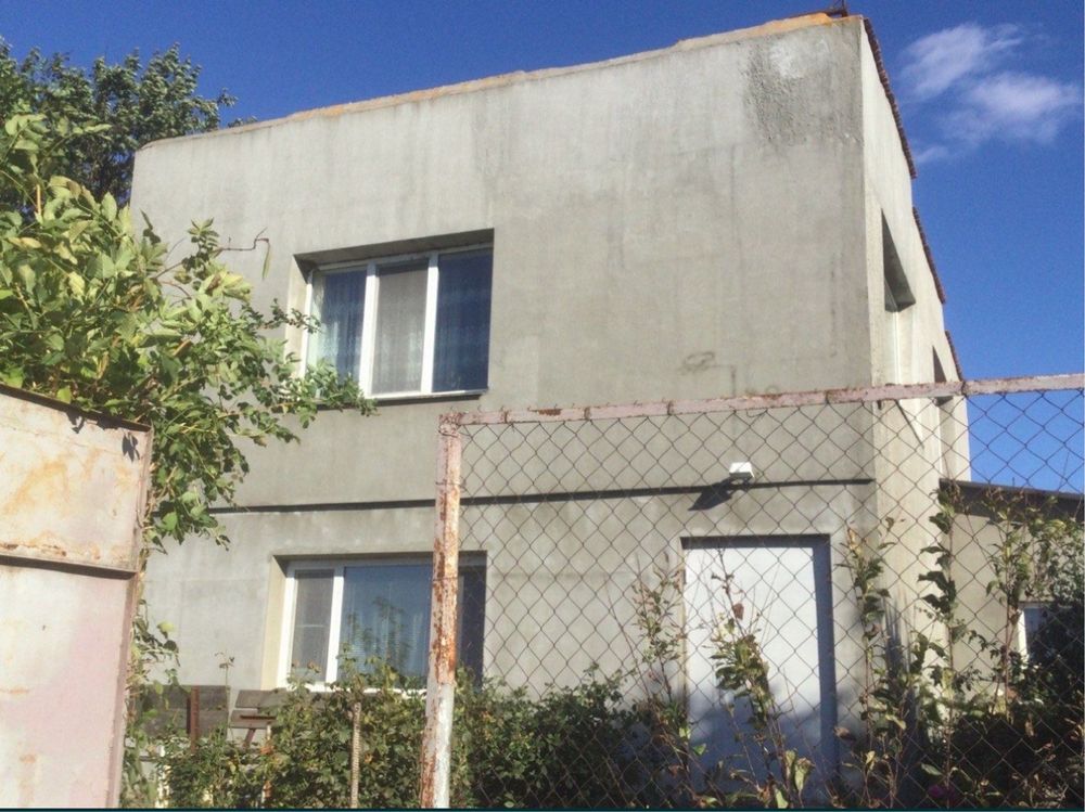 2-этажный дом в селе Ивановка