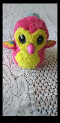 Hatchimals interaktywny wydaje dzwieki porusza się.