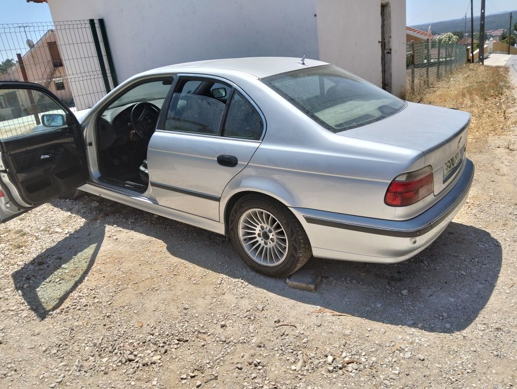 BMW 525 TDS a puxar muito bem
