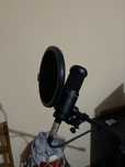 Vendo microfone AT2020 e pop filter