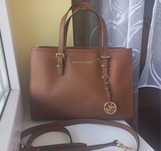 Torebka oryginalna Michael Kors kuferek