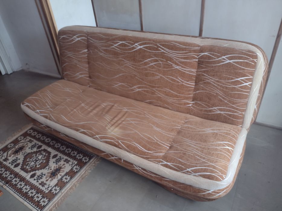 Sofa rozkładana brązowa