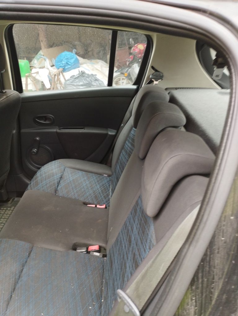 Renault Clio 1,4 benzyna +LPG
