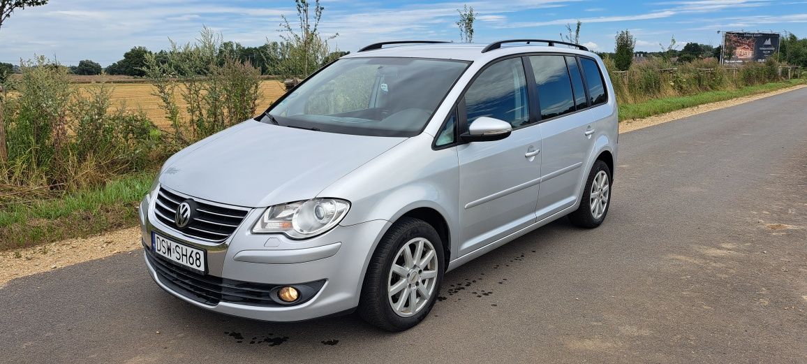 Vw Touran Trend 1.9 TDI 2009r /klima/elektryka/ładny stan/