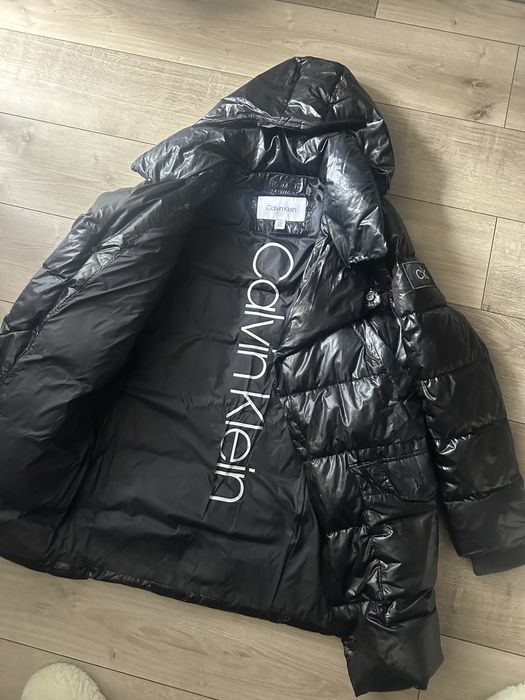 Пуховик Calvin Klein M