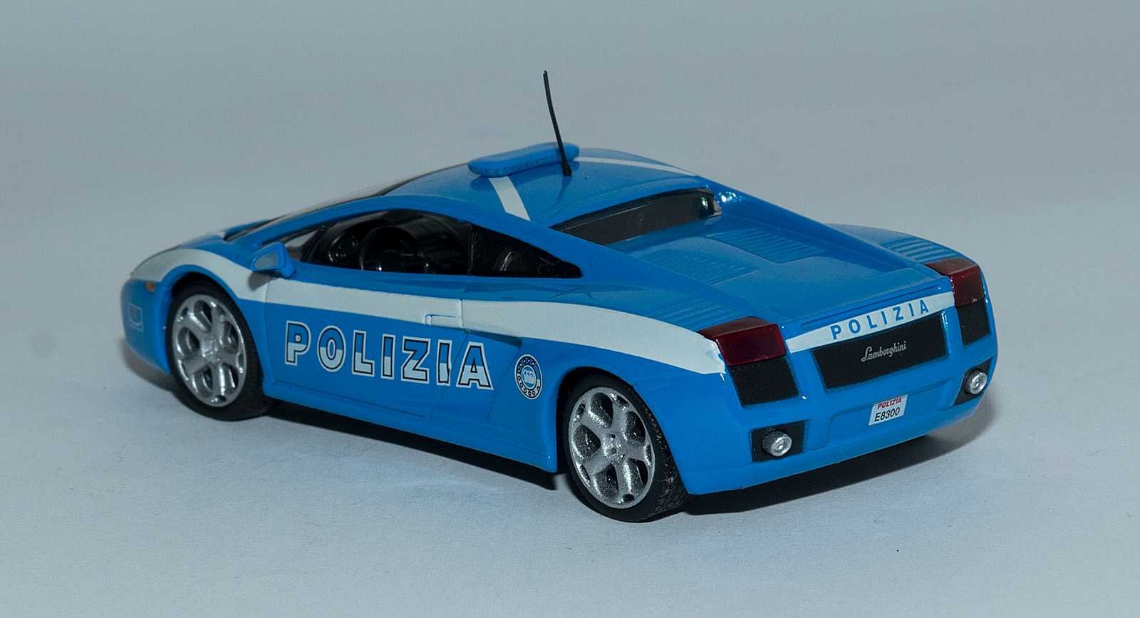 Полицейские машины мира, Lamborghini Gallardo Полиция Италии