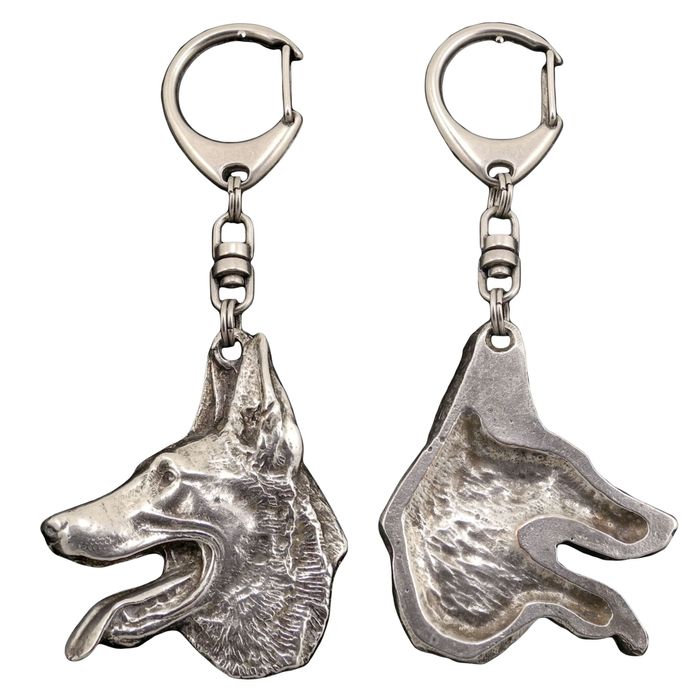 Owczarek belgijski, Belgijski pies pasterski I brelok w pudełku