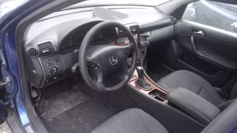 Mercedes W203 C220 Só Para Peças