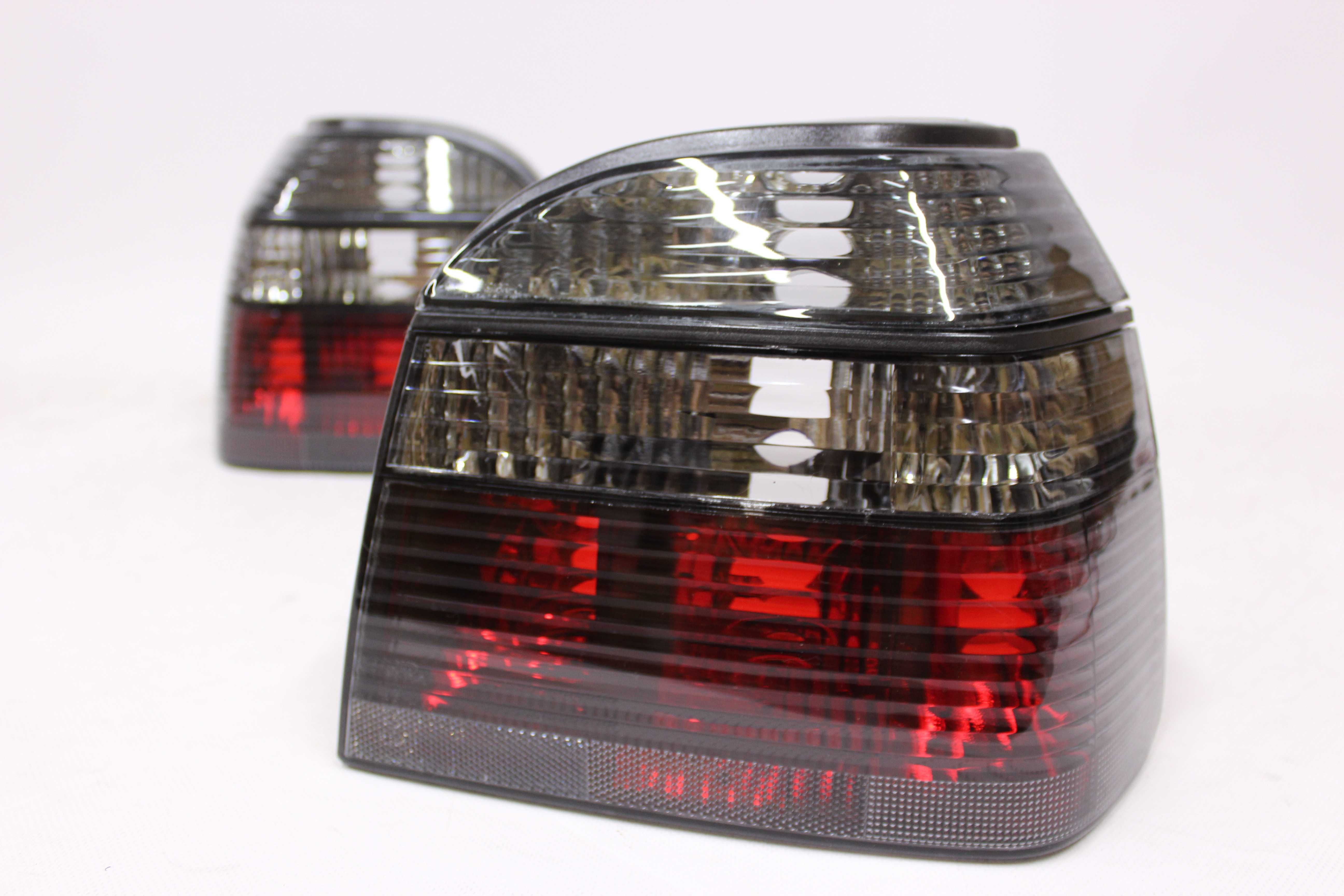 Lampy światła tył tylne VW Golf 3 92-97 TUNING Czarne SMOKE BLACK NOWE