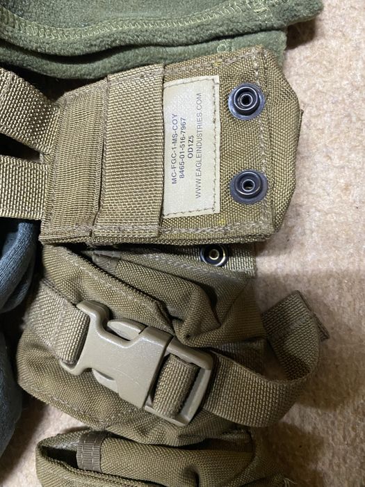 Розгрузка, підсумки, наколінники, носки