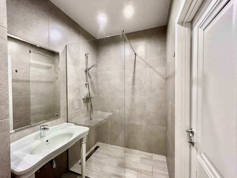 (6) Квартира подобово посуточно Люкс Центр Зоопарк новый ремонт