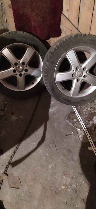 Alum felgi do Mercedesa 16 cal z oponami zimowymi