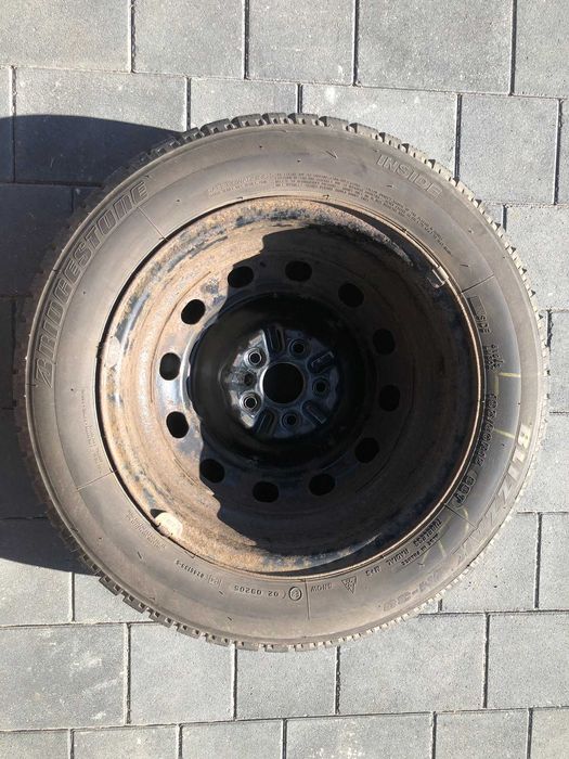 Felgi stalowe wraz z oponami R15 195/60