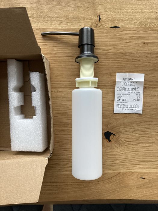 Dozownik na płyn do mycia naczyń podblatowy pod zlew