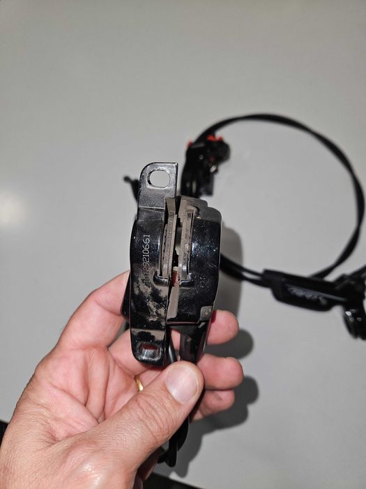 travões SRAM LEVEL T