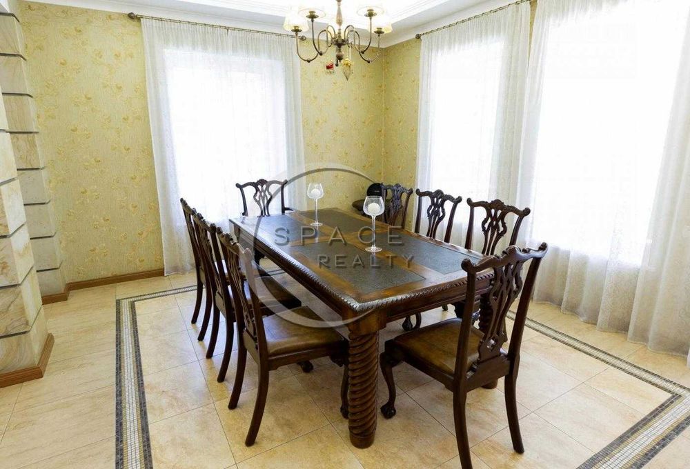 Оренда будинку 400м2 в англійському стилі з укриттям с.Романків