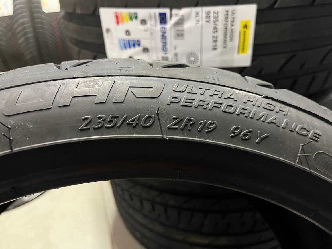 235/40R19 Kormoran UHP cztery nowe opony letnie