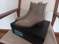 Botins novos COACH