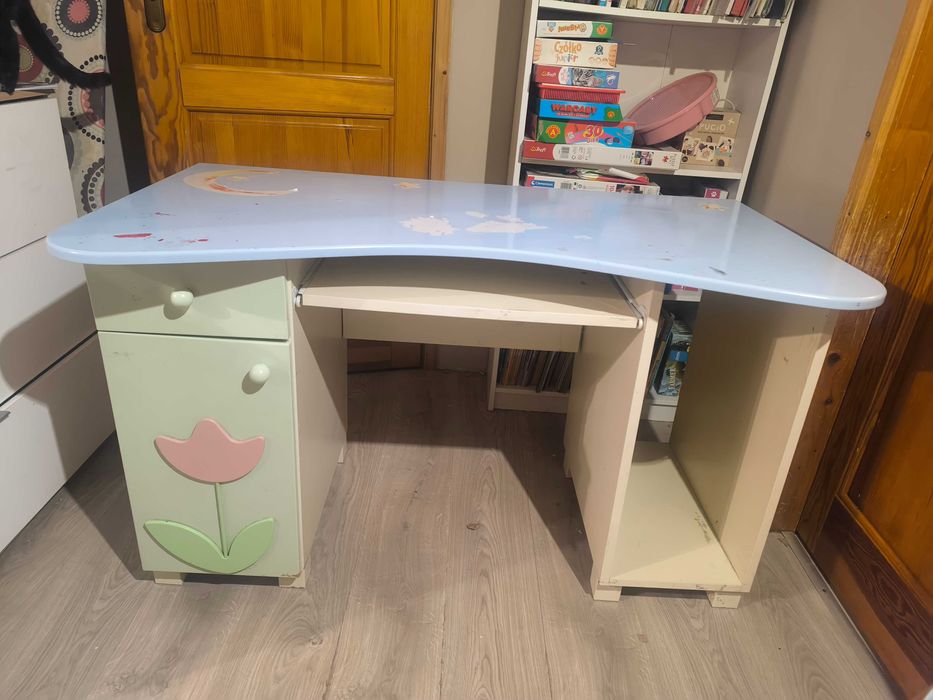 Oddam biurko dziecięce
