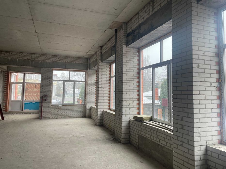 Продам нежитлове приміщення 118 м.кв. Біла Церква Шолом-Алейхема,37