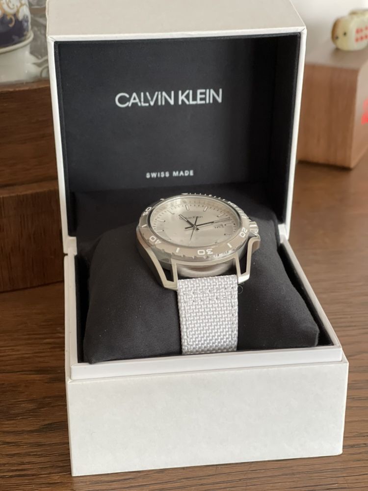 Zegarek Calvin Klein k5y31vk6 nowy