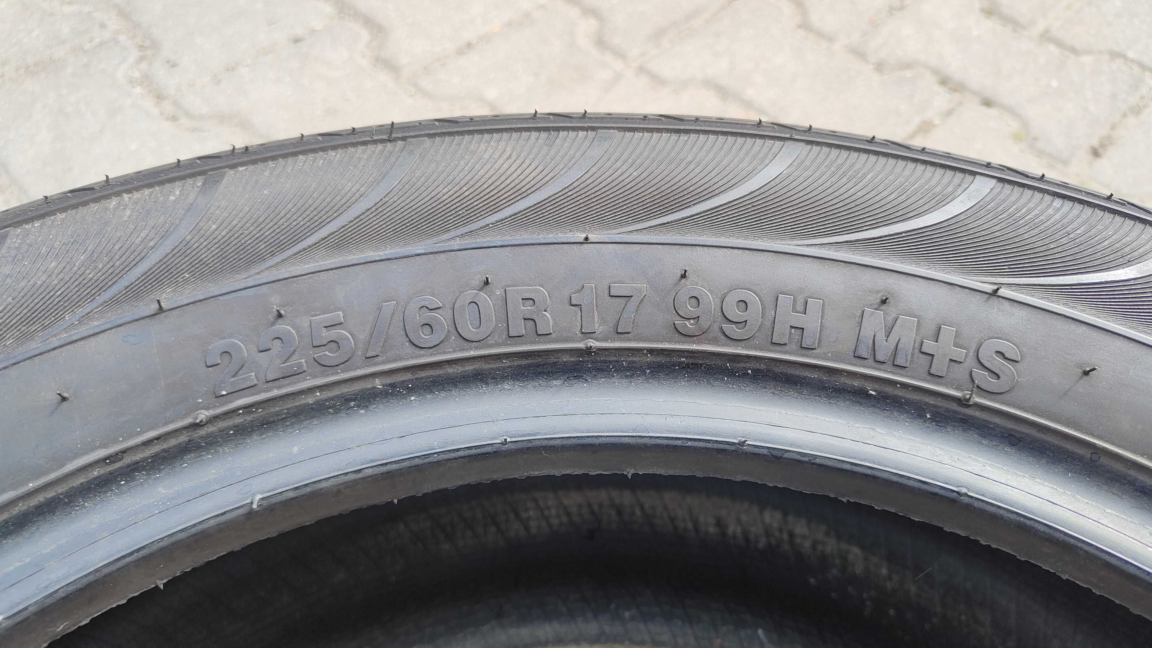 2x 225/60R17 Kumho Solus KL21 Całoroczne Używane FV Siedlce