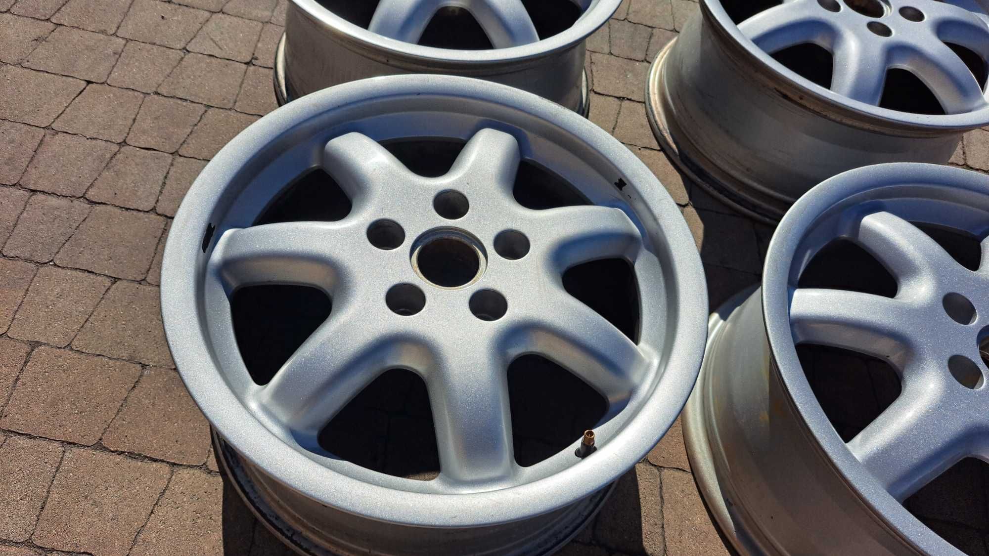 Felgi aluminiowe Audi A4 B5 A6 C4 5X112 16" -025J kpl