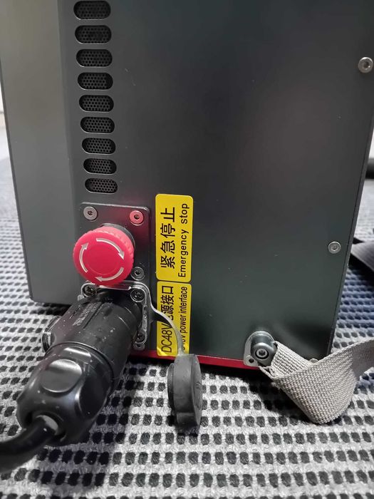 Máquina de limpeza a laser pulsado - Portátil