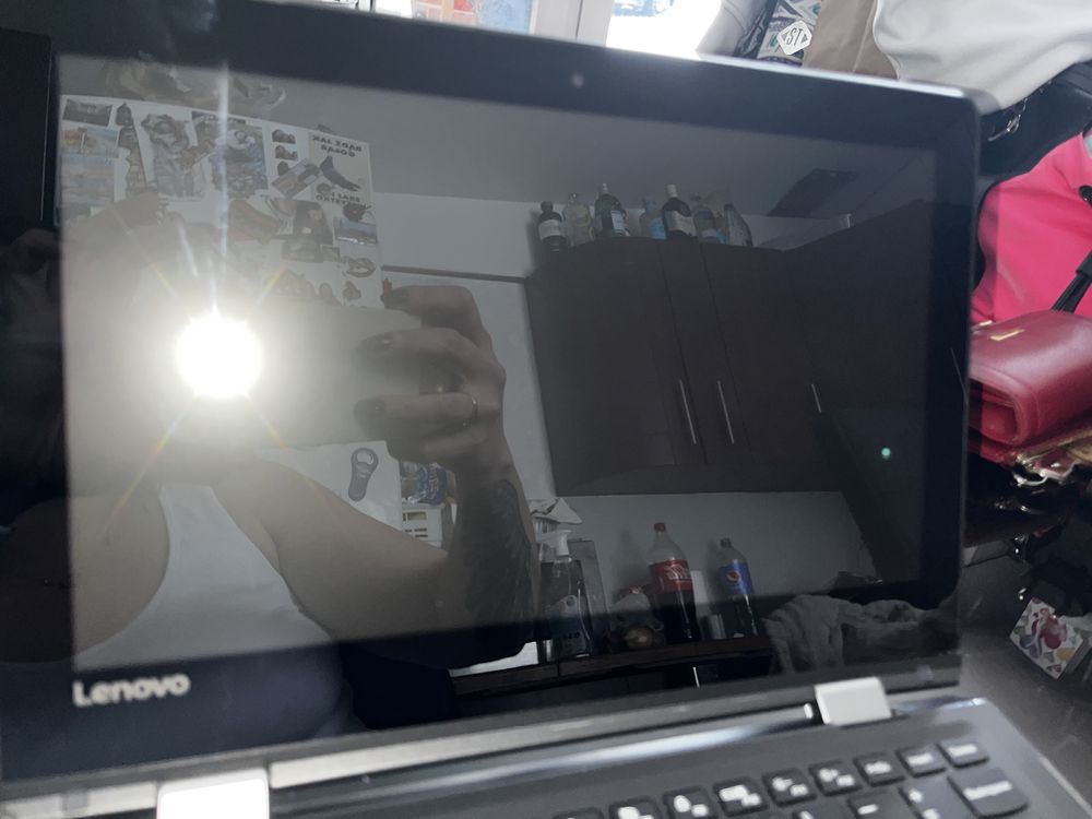 Lenovo yoga laptop z dotykowym ekranem