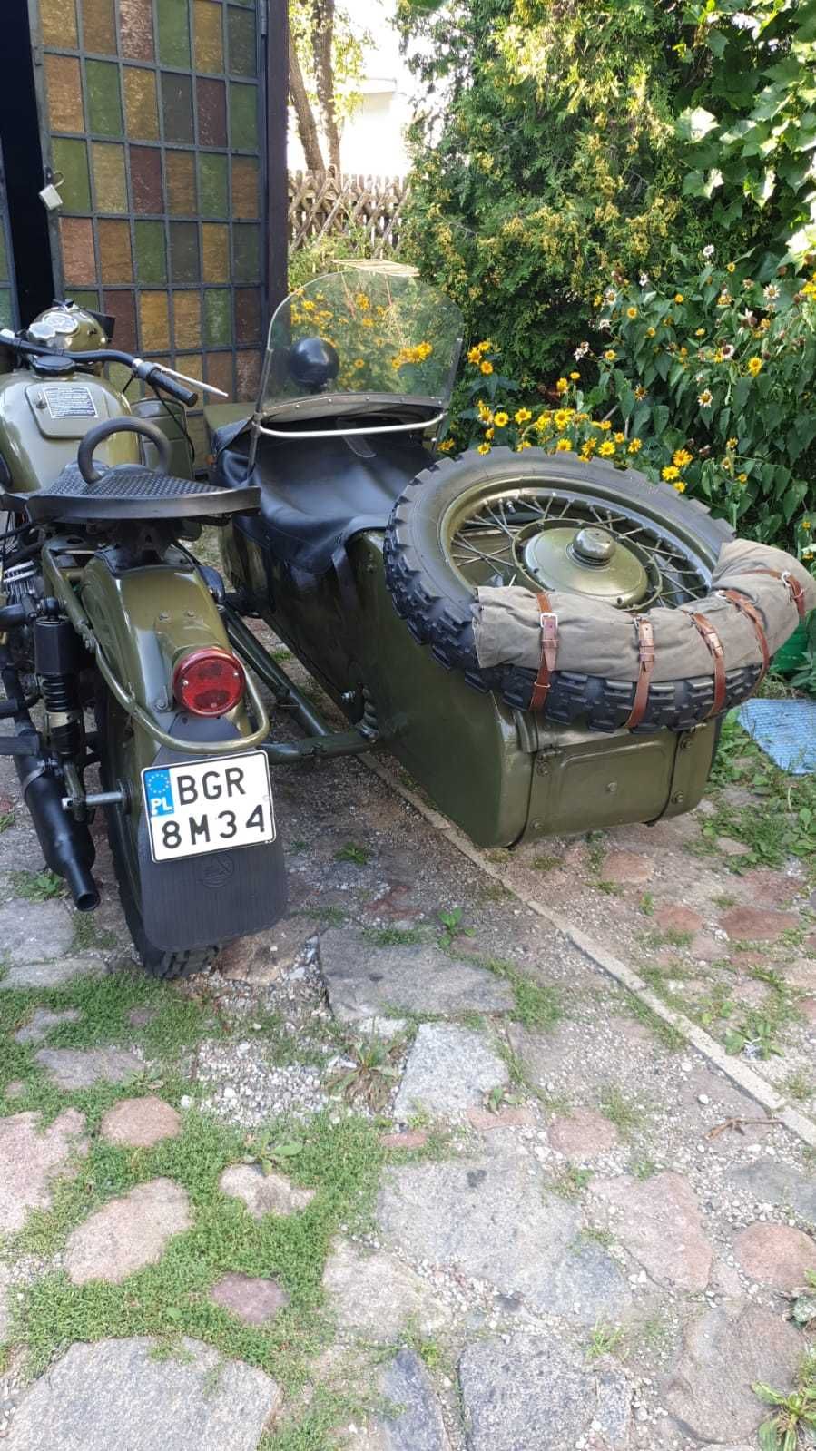 Motor Ural z Koszem 1992