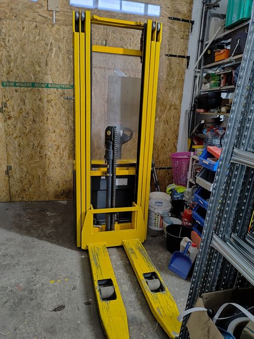 Paleciak elektryczny Jungheinrich EJC 212 wys. podnoszenia 5 350.