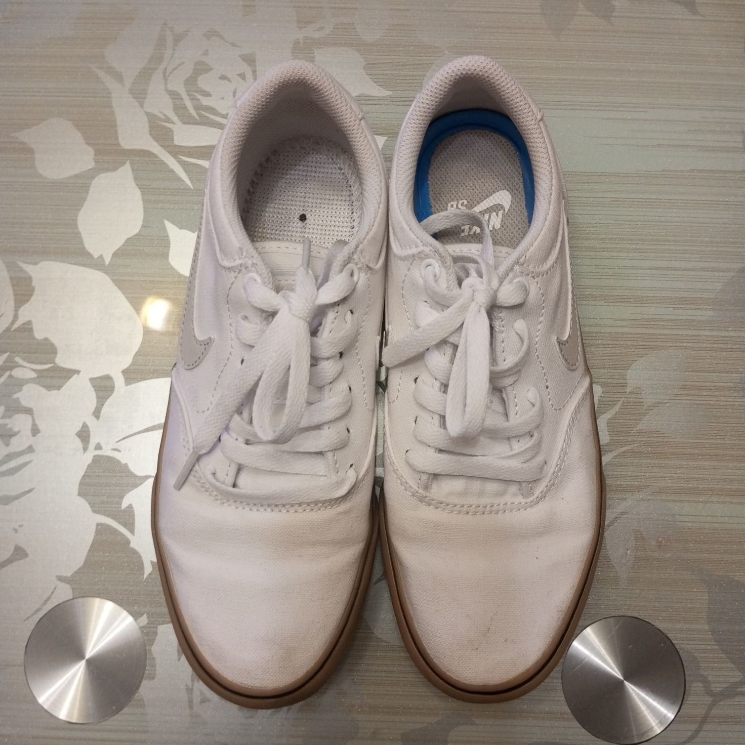 Женские кроссовки/38/Nike