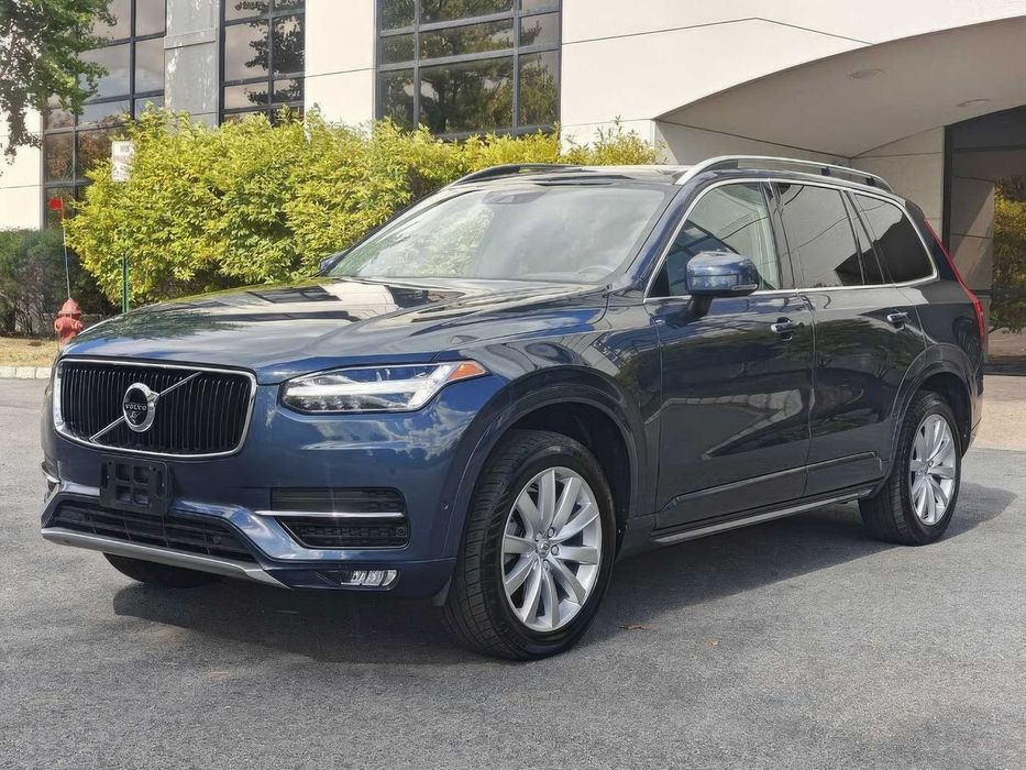 Volvo XC90 T5 Momentum 7-Passenger      2018