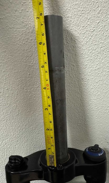 Suspensão rockshox Dart 2 BTT roda 26’’ em perfeitas condicōes.