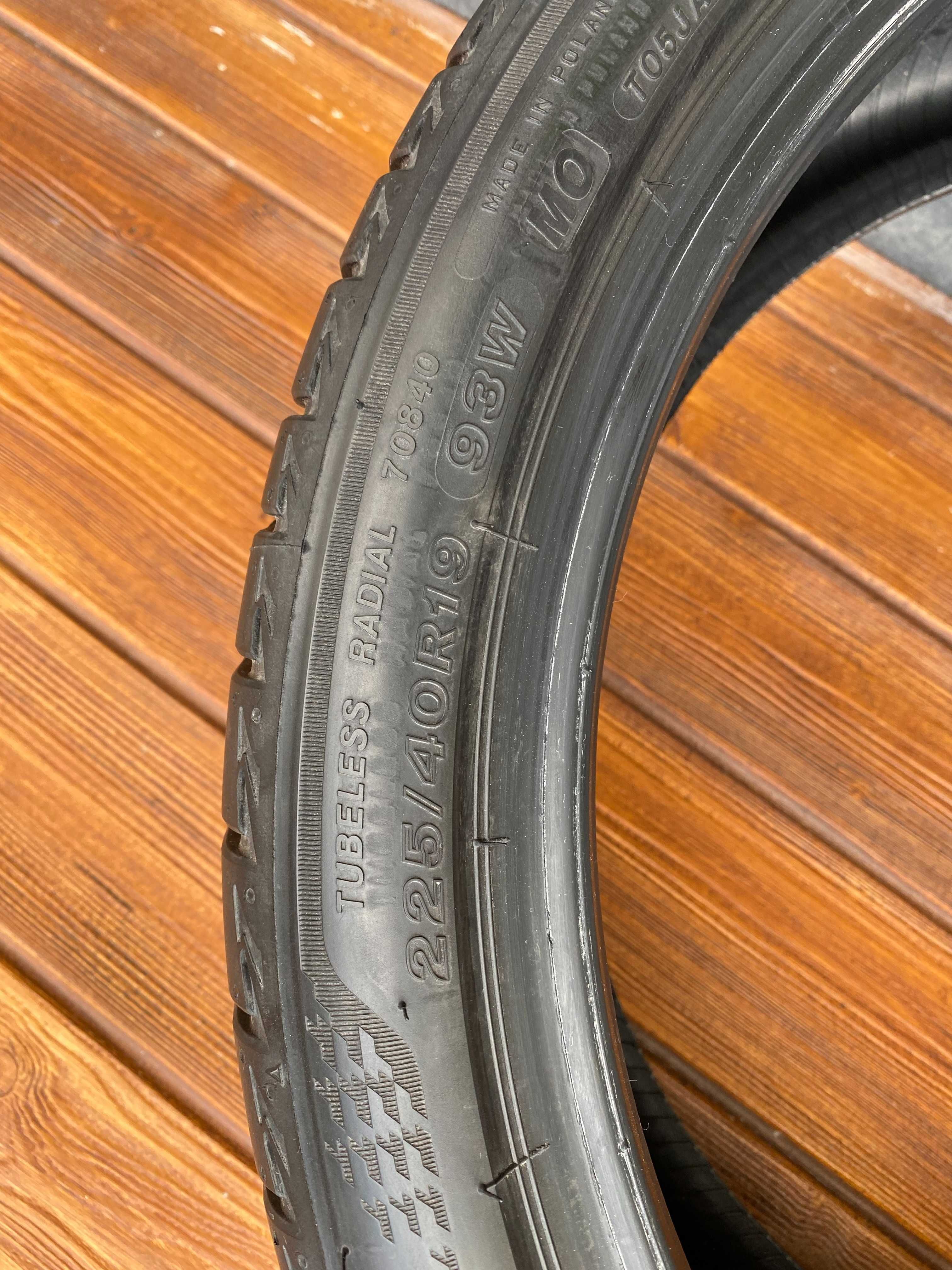 Bridgestone Turanza T005 225/40 R19 93 W Opony Letnie Demo 2 szt.