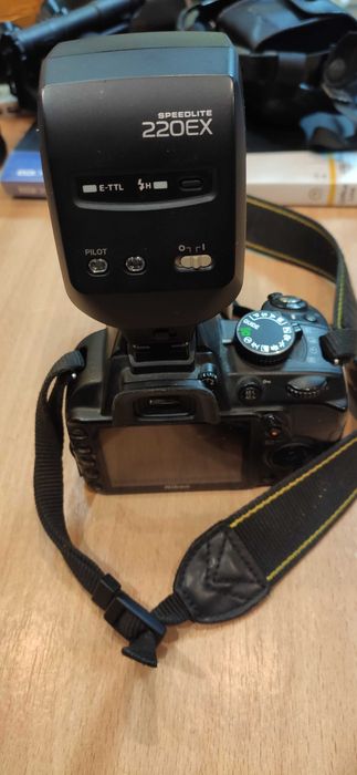 Фотовспышка Canon Speedlite 220EX