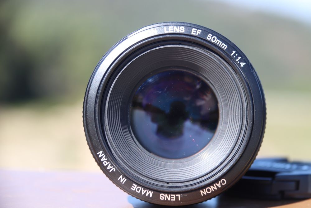 Canon EF 50mm F/ 1.4