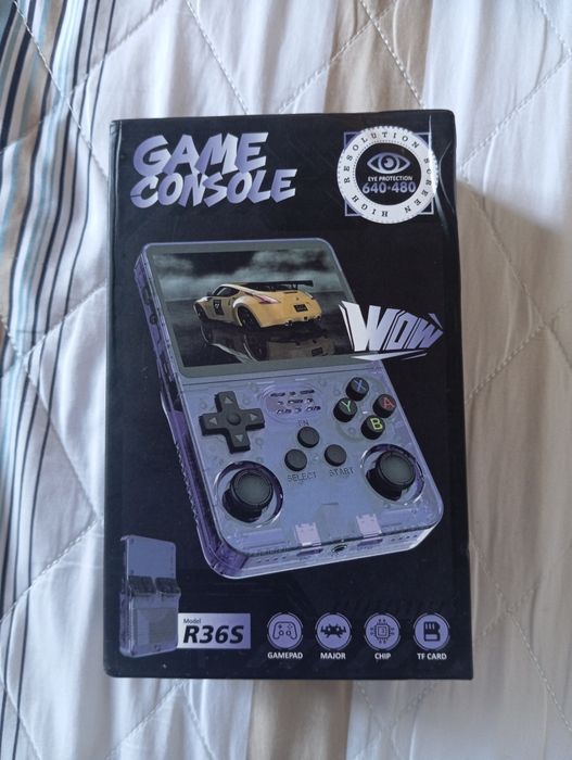 Vendo consola retro R36s