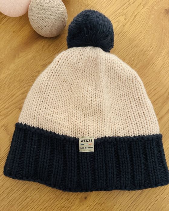 Zimowa damska czapka z pomponem Wed’ze