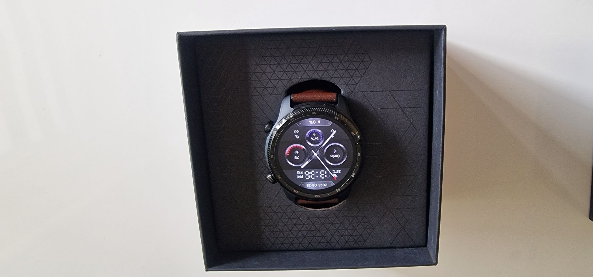 Tic Watch Pro 3 Ultra 4G z eSim